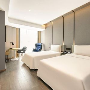 Atour Twin Room